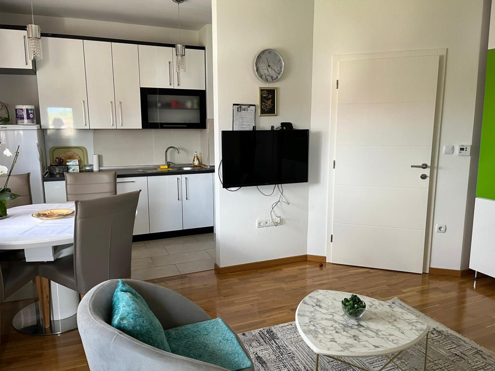Relax Teslic Apartment Екстериор снимка